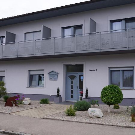 Gästehaus Gisch Sandra Podersdorf am See Exterior foto